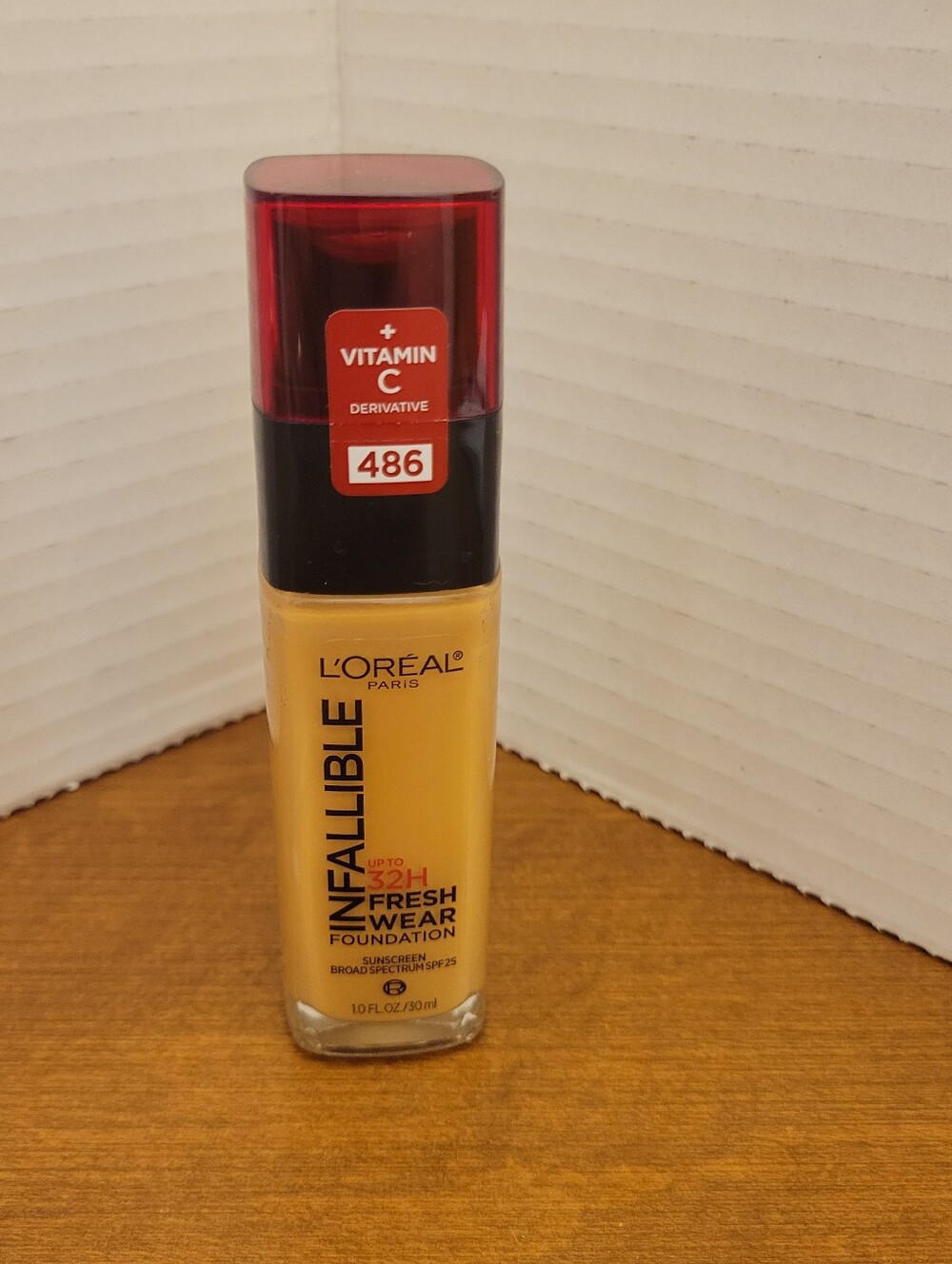 L'Oreal Infallible Liquid Foundation, Vitamin C, SPF25-486-NEW